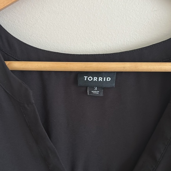 Torrid Georgette Hi-Low Tunic Black Blouse - Picture 8 of 12